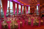  Elegant Color Wash Uplighting